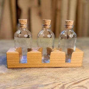 Kleine Vase aus Kirschbaum